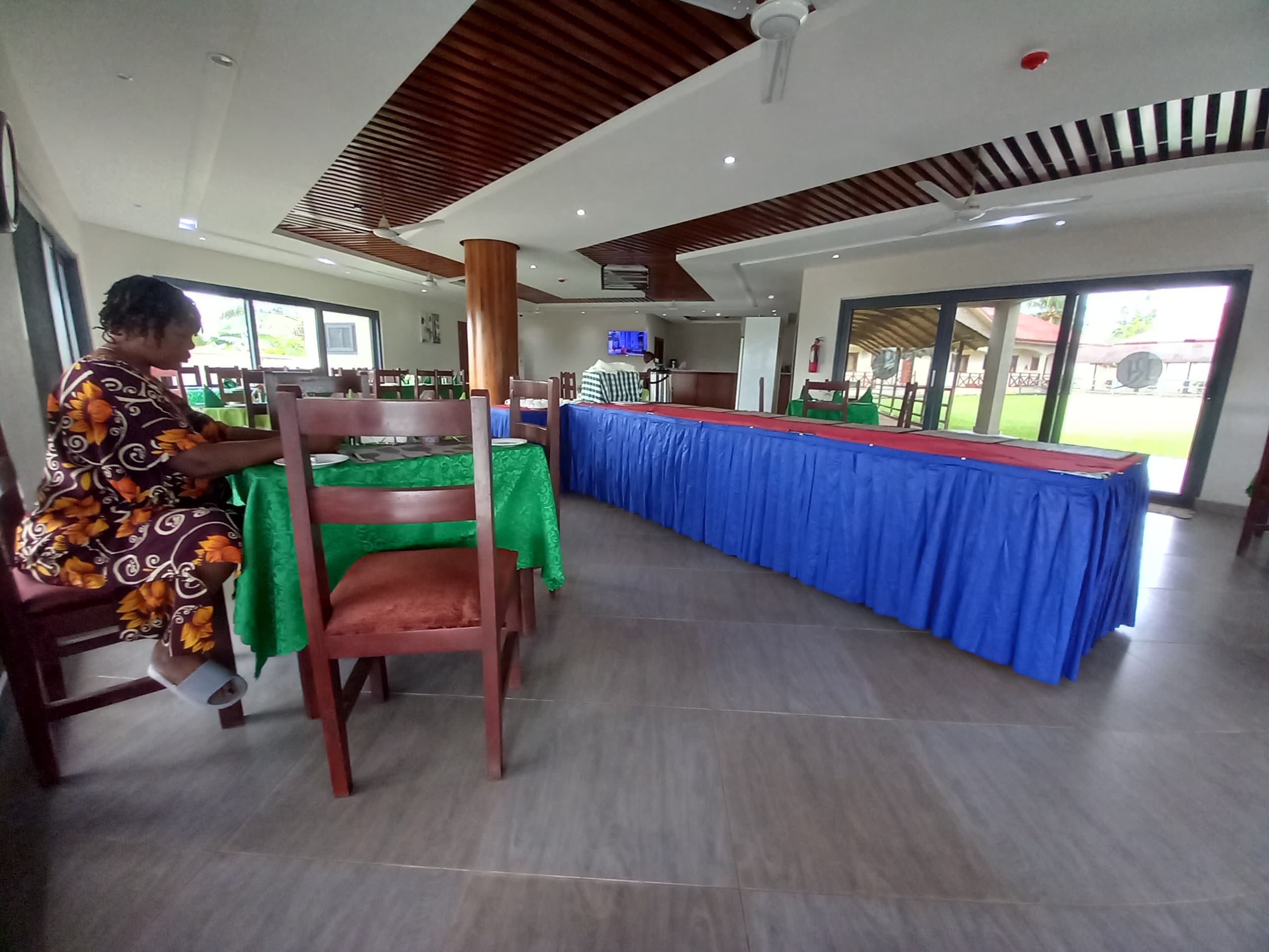 Hotel Photo 3: Restaurant dining area
